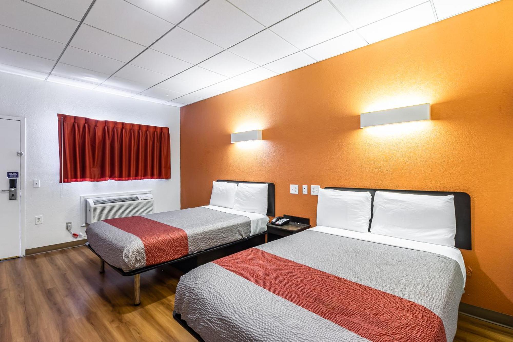 Motel 6 Elizabeth Nj Newark Liberty Intl Airport ภายนอก รูปภาพ
