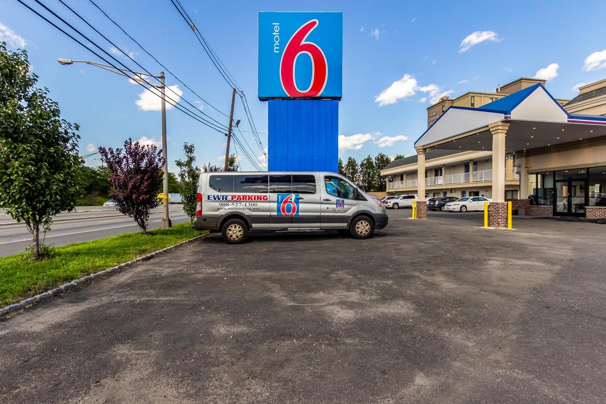 Motel 6 Elizabeth Nj Newark Liberty Intl Airport ภายนอก รูปภาพ