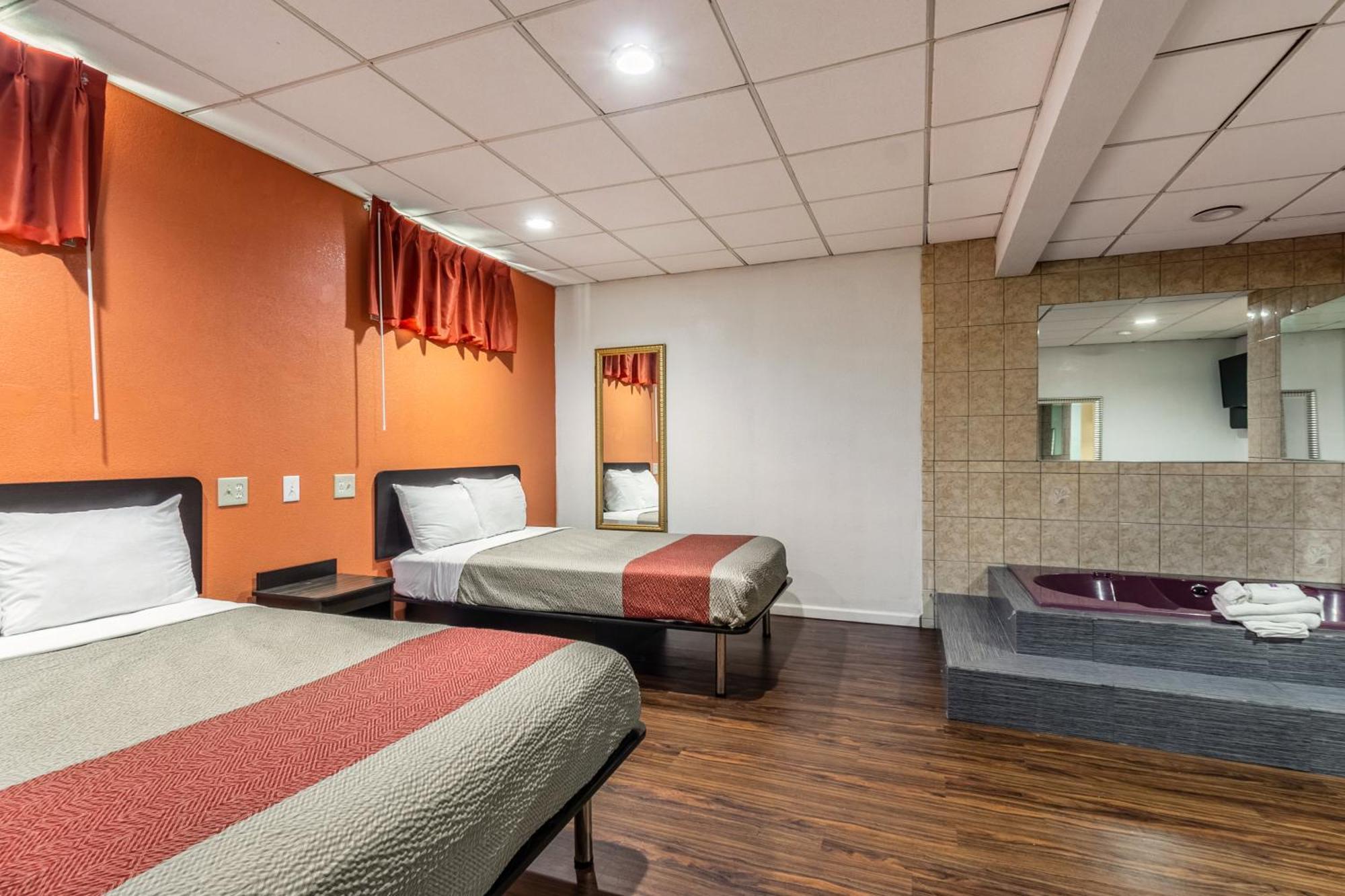 Motel 6 Elizabeth Nj Newark Liberty Intl Airport ภายนอก รูปภาพ