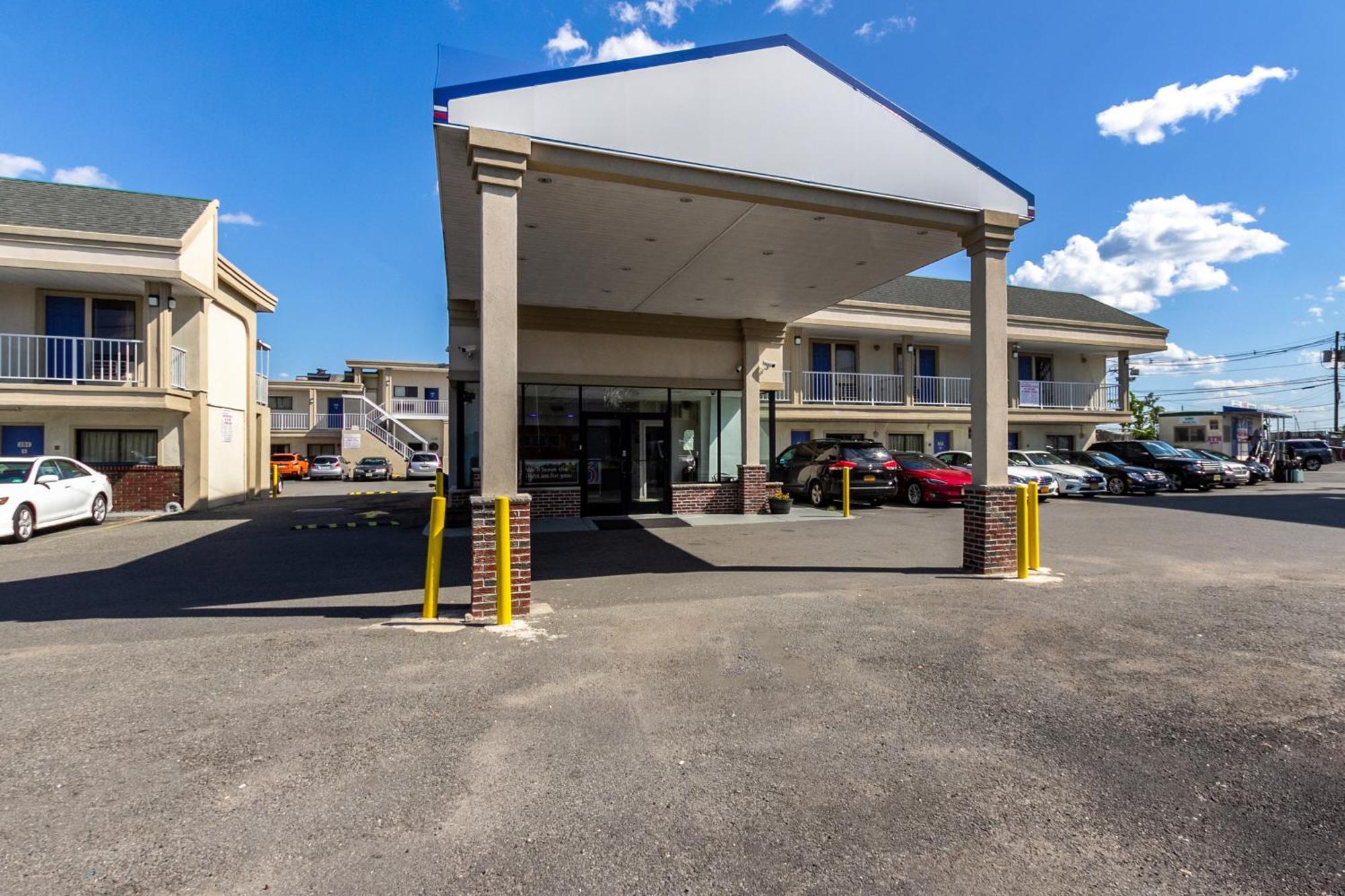 Motel 6 Elizabeth Nj Newark Liberty Intl Airport ภายนอก รูปภาพ
