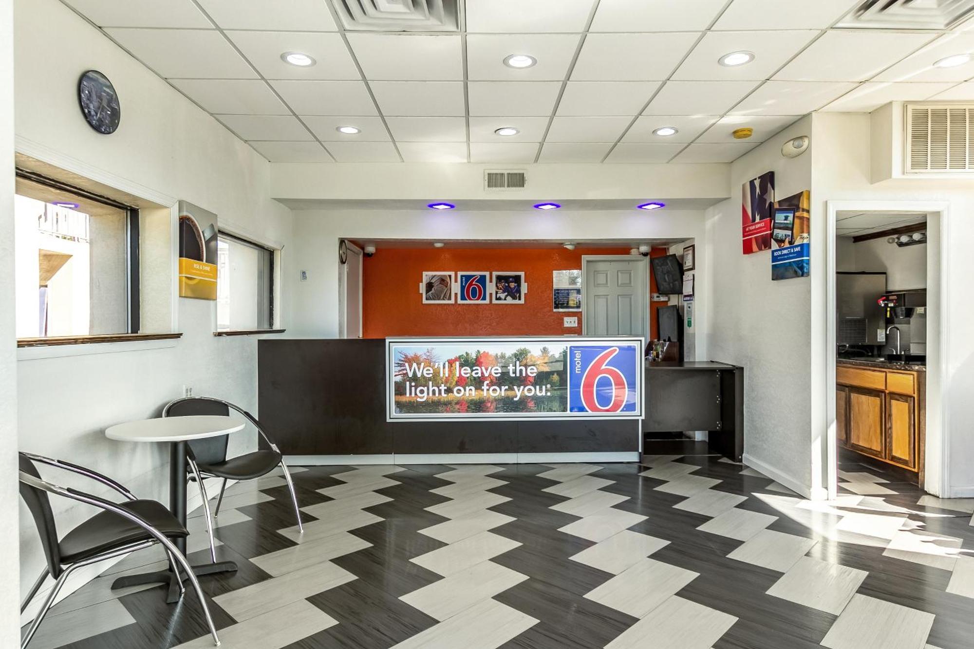 Motel 6 Elizabeth Nj Newark Liberty Intl Airport ภายนอก รูปภาพ