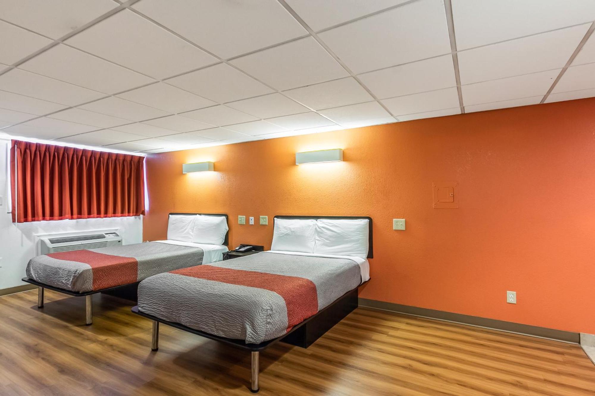 Motel 6 Elizabeth Nj Newark Liberty Intl Airport ภายนอก รูปภาพ