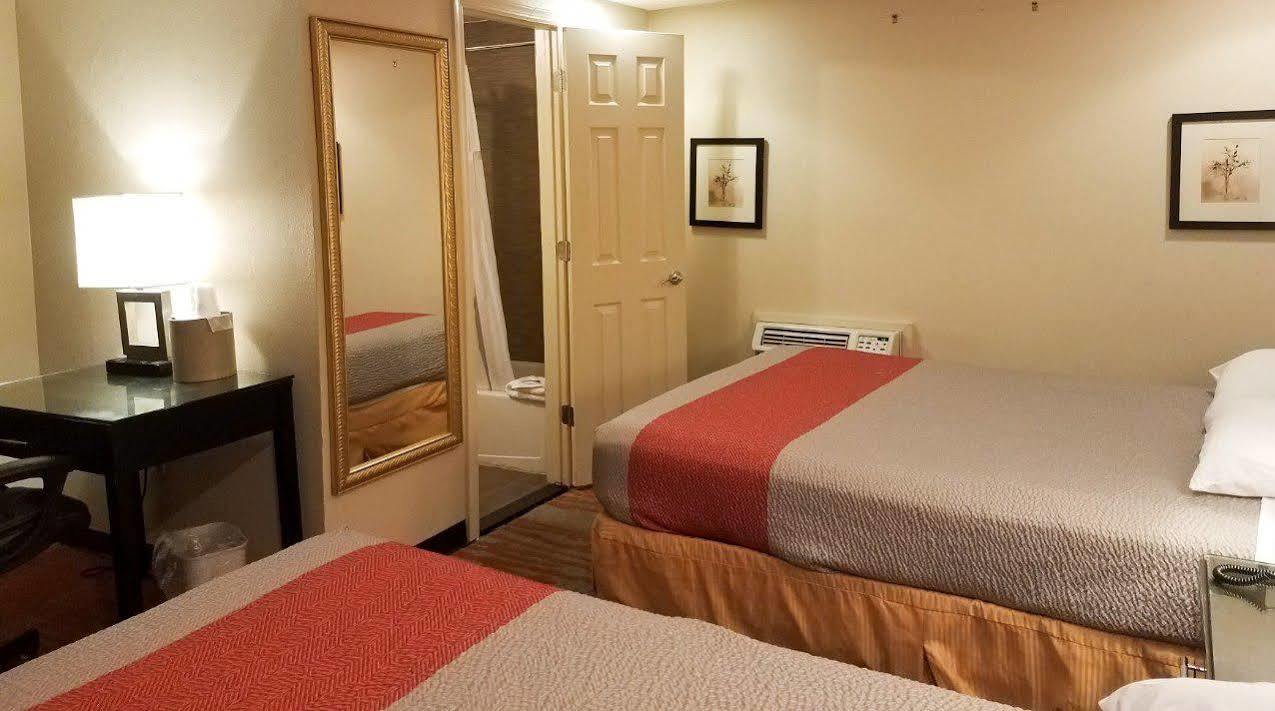 Motel 6 Elizabeth Nj Newark Liberty Intl Airport ภายนอก รูปภาพ