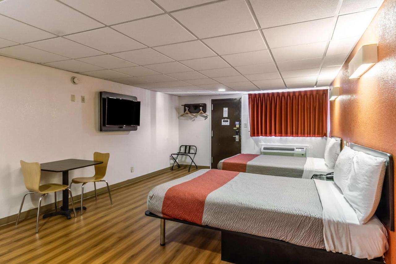 Motel 6 Elizabeth Nj Newark Liberty Intl Airport ภายนอก รูปภาพ
